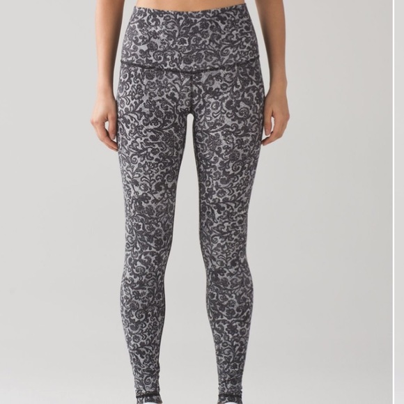 lululemon athletica Pants - Lululemon Wunder Under Pant (Hi-Rise) sz 4